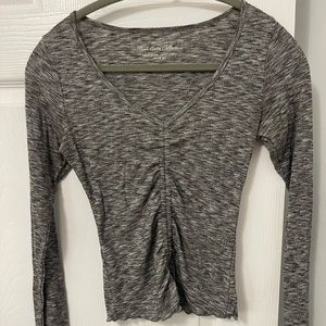 Hollister top
